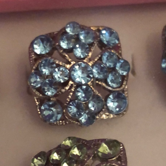 12pc BOX of adjustable rings- Nice Costume Jewelry - Picture 3 of 8